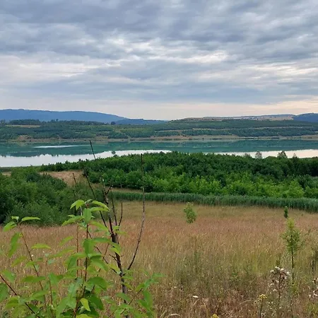 Lisci Jezero 캠프장 *