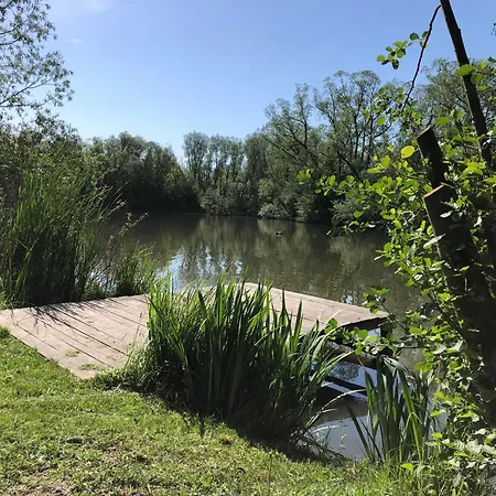 캠프장 Lisci Jezero Ústí nad Labem