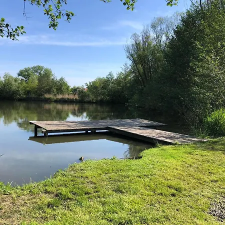 Lisci Jezero Camping