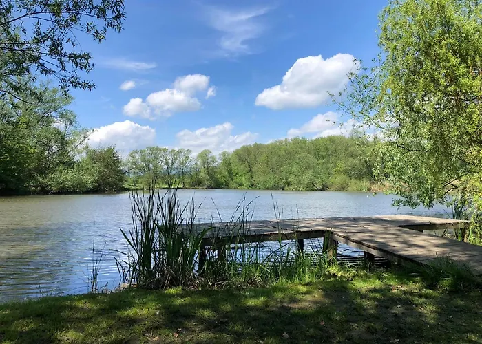Liščí Jezero Camping *